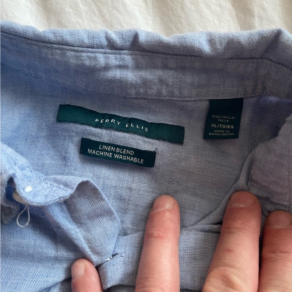 Perry Ellis button down - Picture 2 of 3